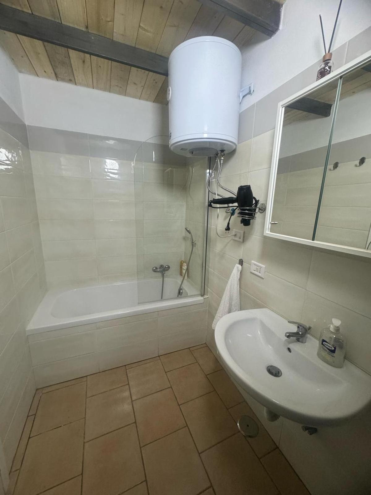דירות Casa Imbriani Napoli מראה חיצוני תמונה